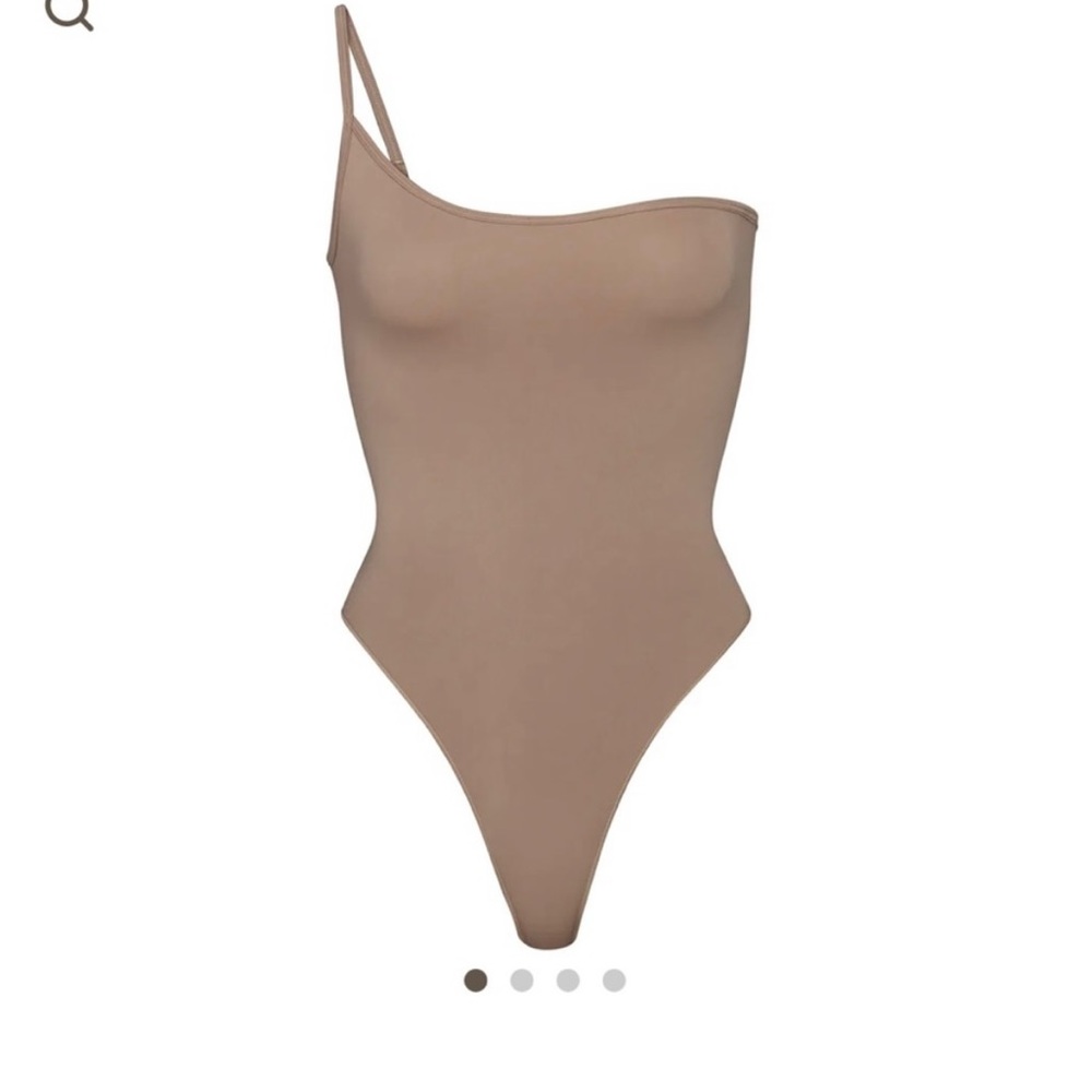 Skims Desert Essential One Shoulder Bodysuit
